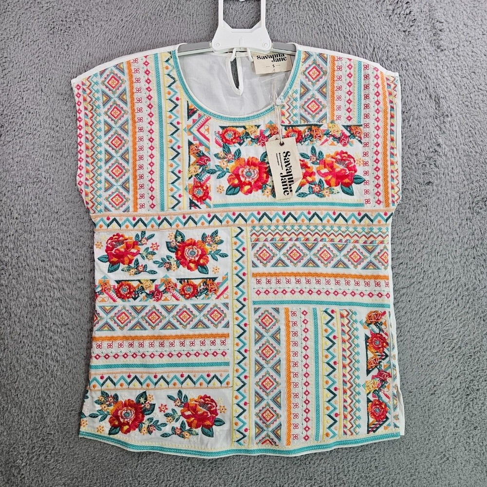 NWT - Savanna Jane Full Front Embroidered Top Women Small Floral Geometric - NEW